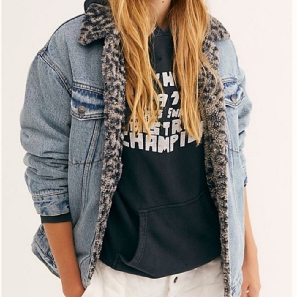Free People - We The Free Wild Ones Sherpa Trucker Denim Jacket